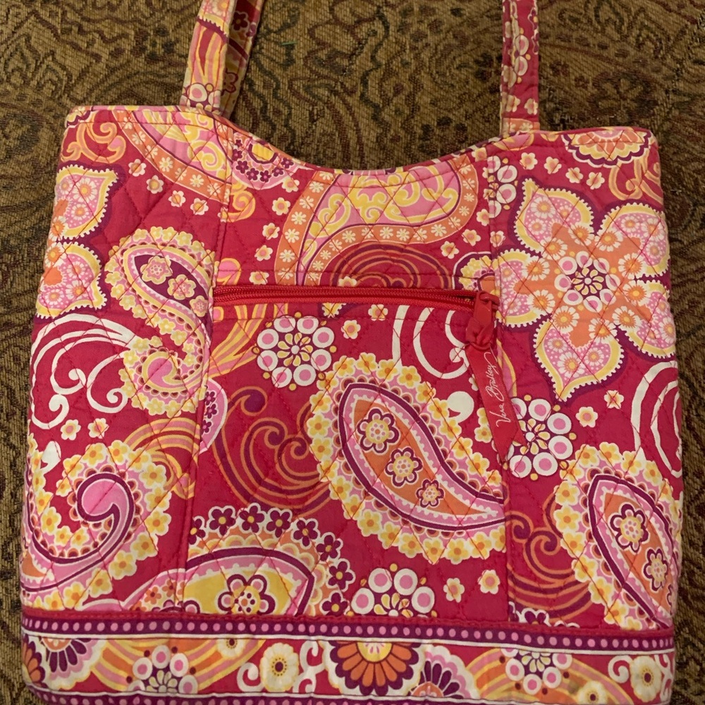 Vera Bradley - Picture 9 of 10